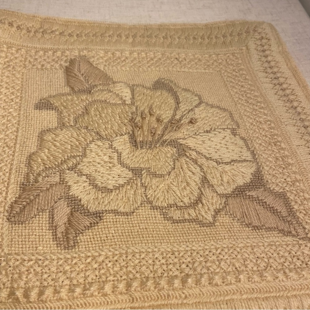 Vintage Hibiscus Needlepoint Complete Piece Square cross stitch flower 13x13